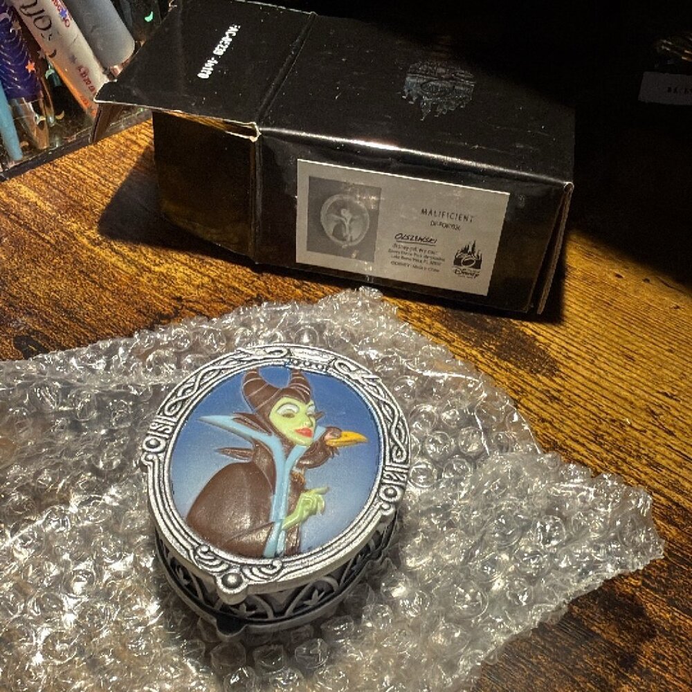 Disney Olszewski Maleficent Parks Exclusive Trinket Box DP-POK0026